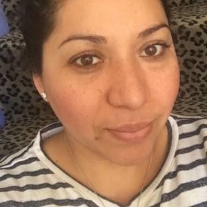 Meet your Posher, Leticia